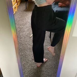 Airy women’s black pants